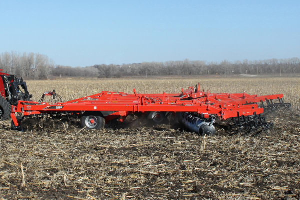 Kuhn | Class II: All-Purpose  | 8220 Tandem for sale at Western Implement, Colorado