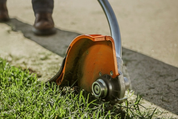 Stihl Edgers