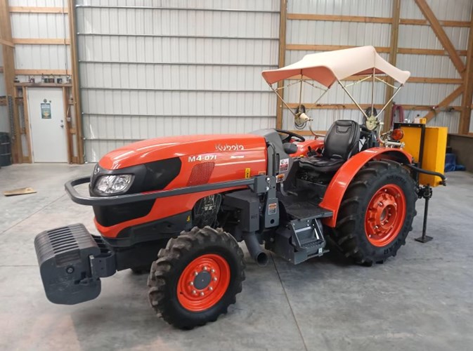 2024 Kubota M4N-071HD12 Tractor