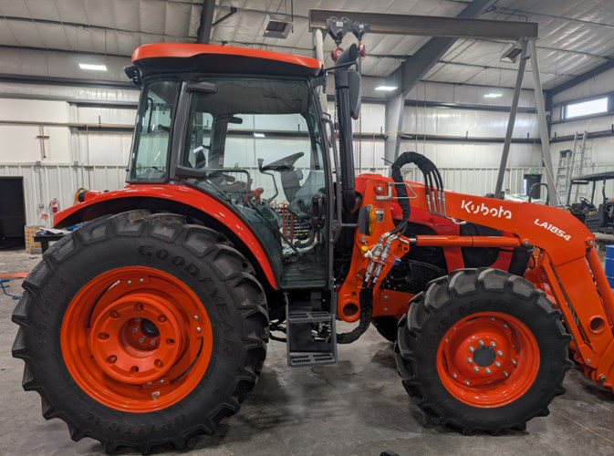 2024 Kubota M5-111HDC12 Tractor